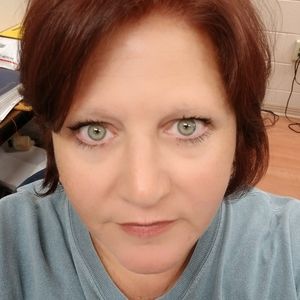 Meet your Posher, Becky